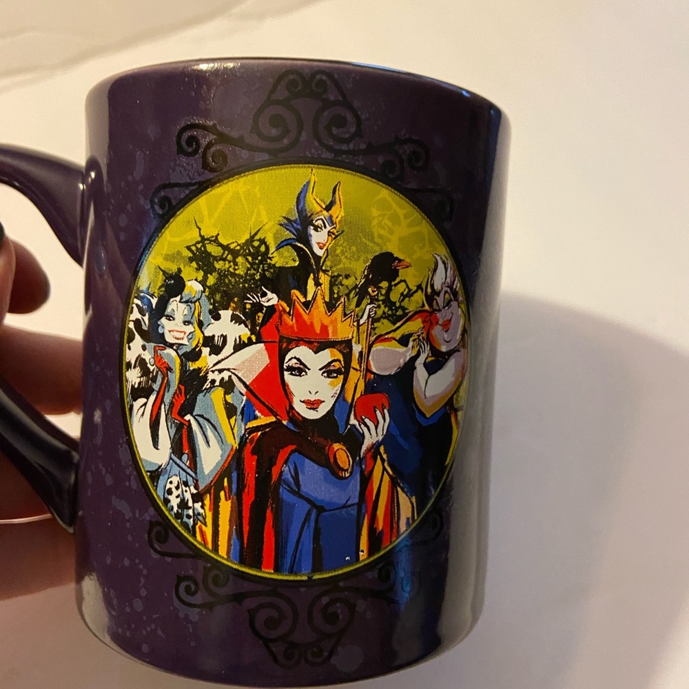 Disney Villains 14 oz Mug Cruella De Vil Maleficent Evil Queen Ursula coffee cup